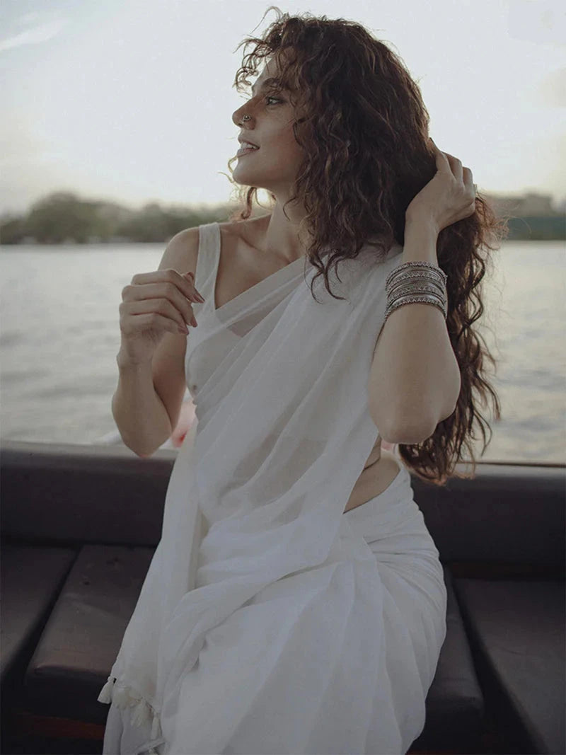 Hans Wala Safed Mulmul (Saree)