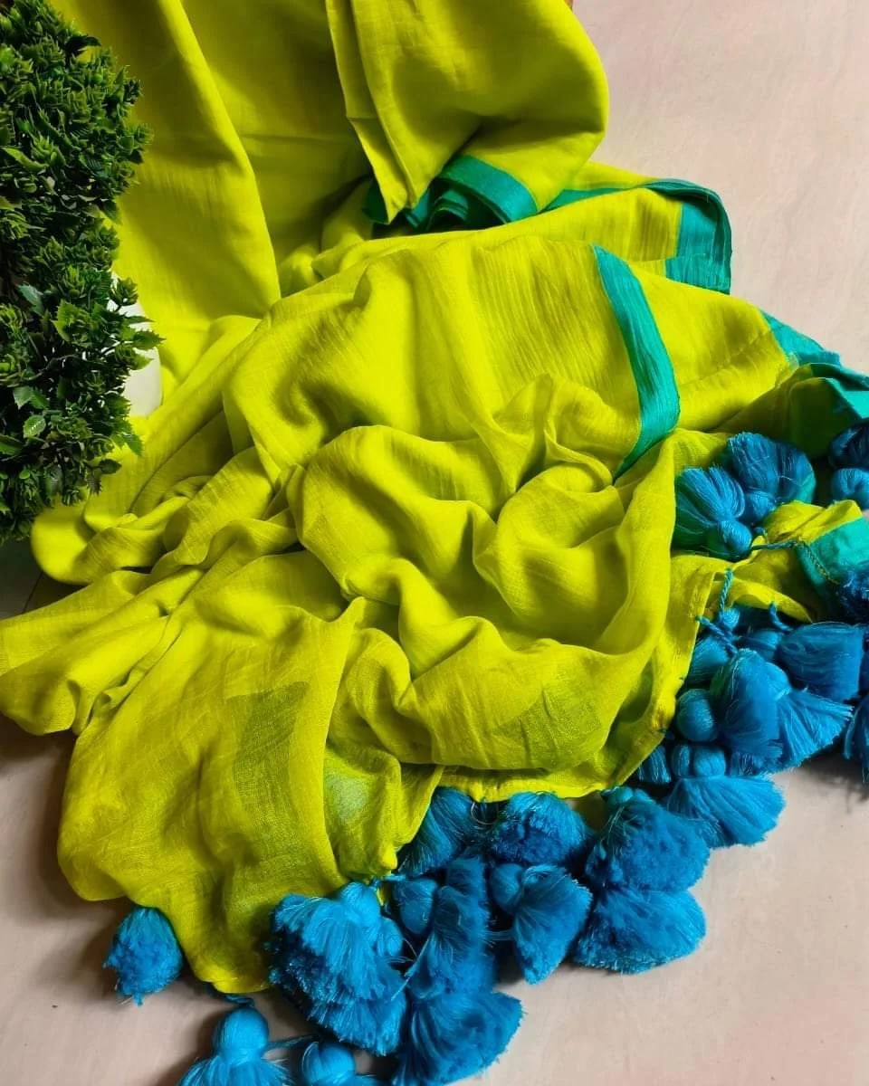 Cindrella Tassel (Saree)