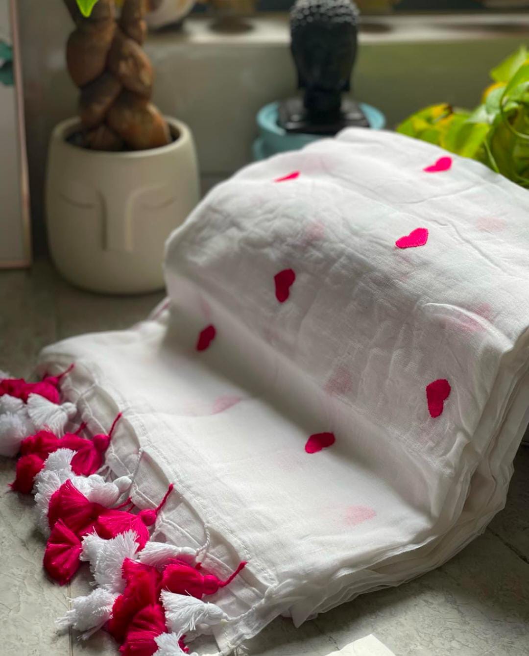 Heart Embroidered Mulmul (Saree)