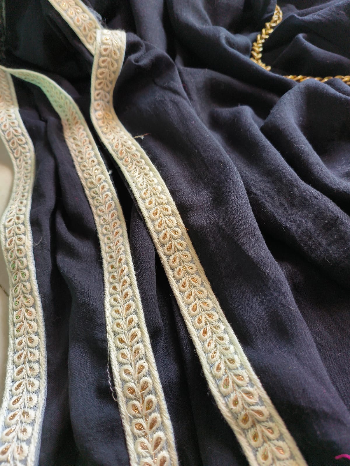 Designer Lace Mul Cotton (Saree)
