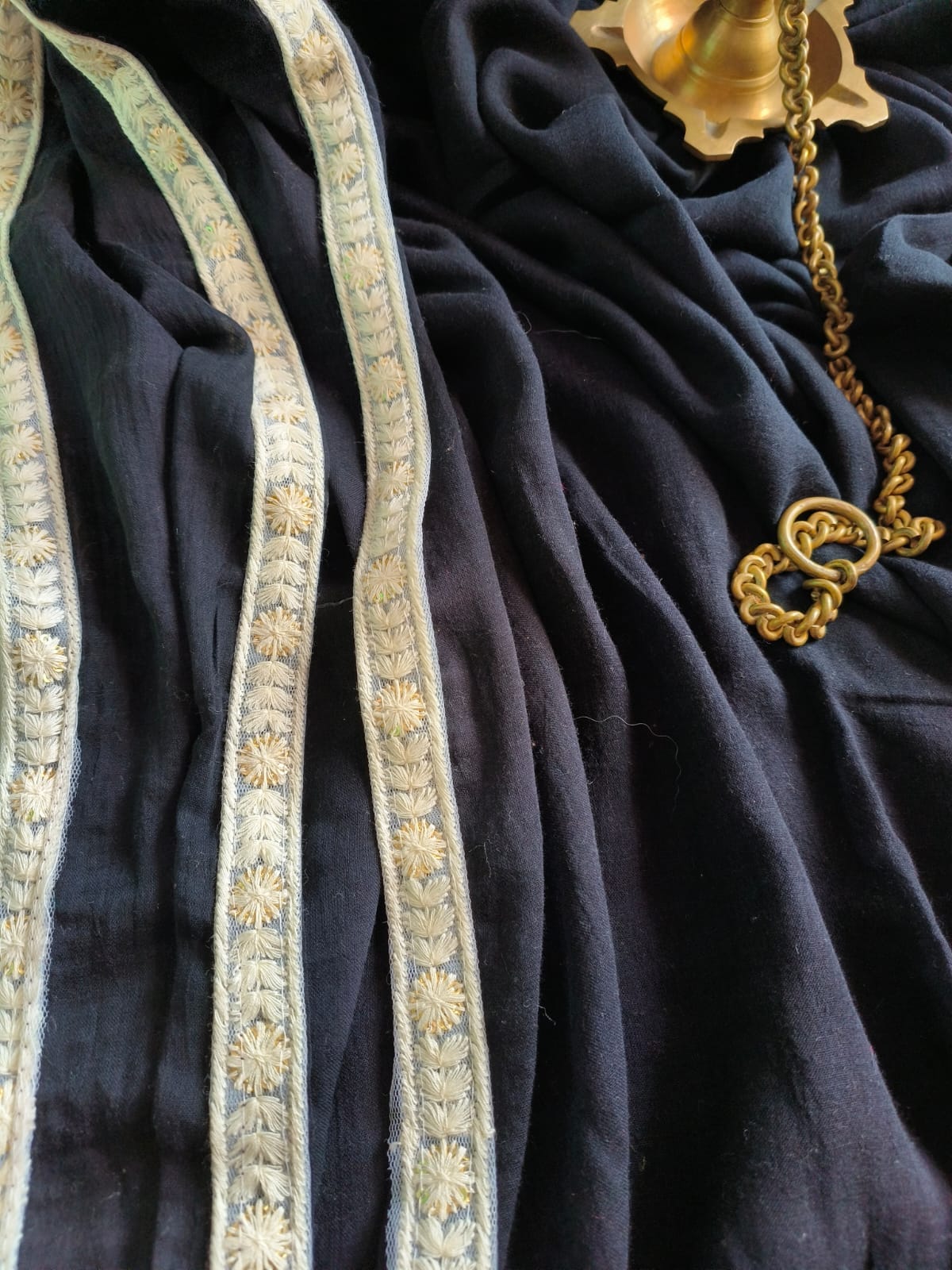 Designer Lace Mul Cotton (Saree)