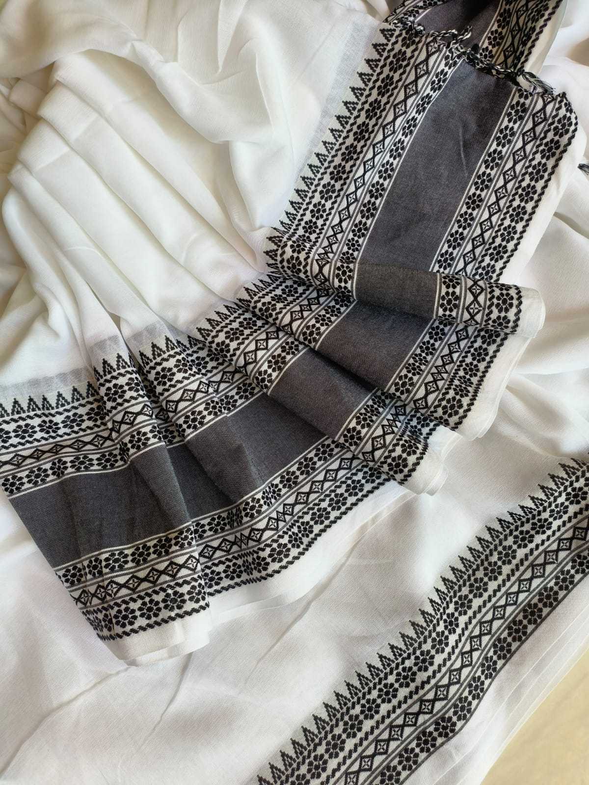 Mini Temple Mulmul Cotton (Saree)