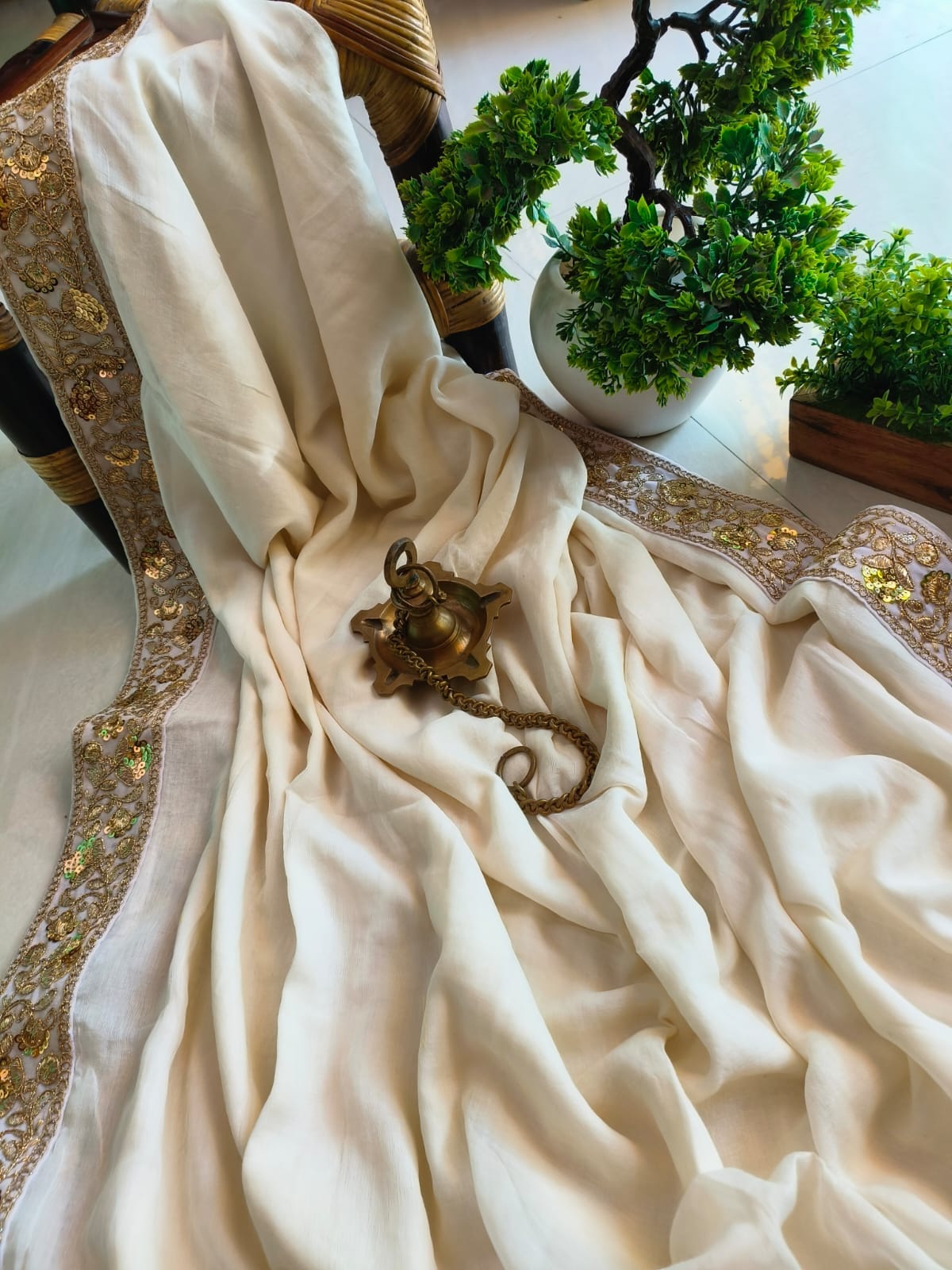 Designer Lace Mul Cotton (Saree)