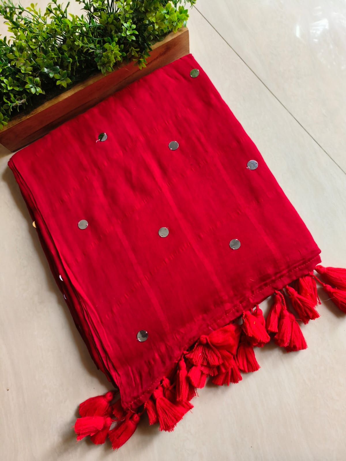 Chumki in Box Mulmul (Saree)