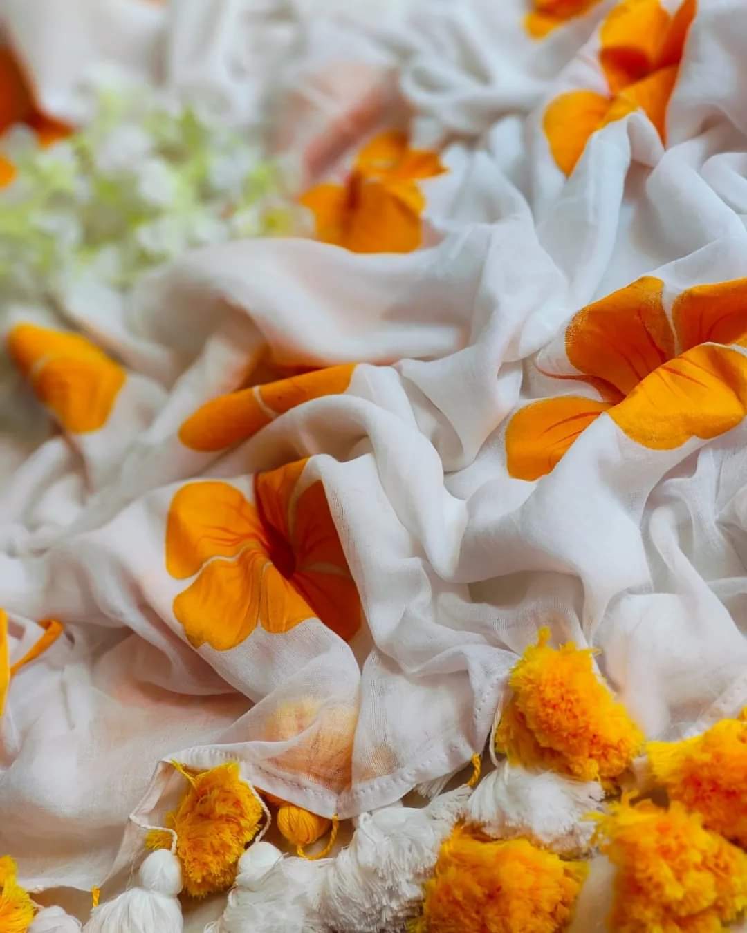 Handpainted Flower Mulmul (Saree)
