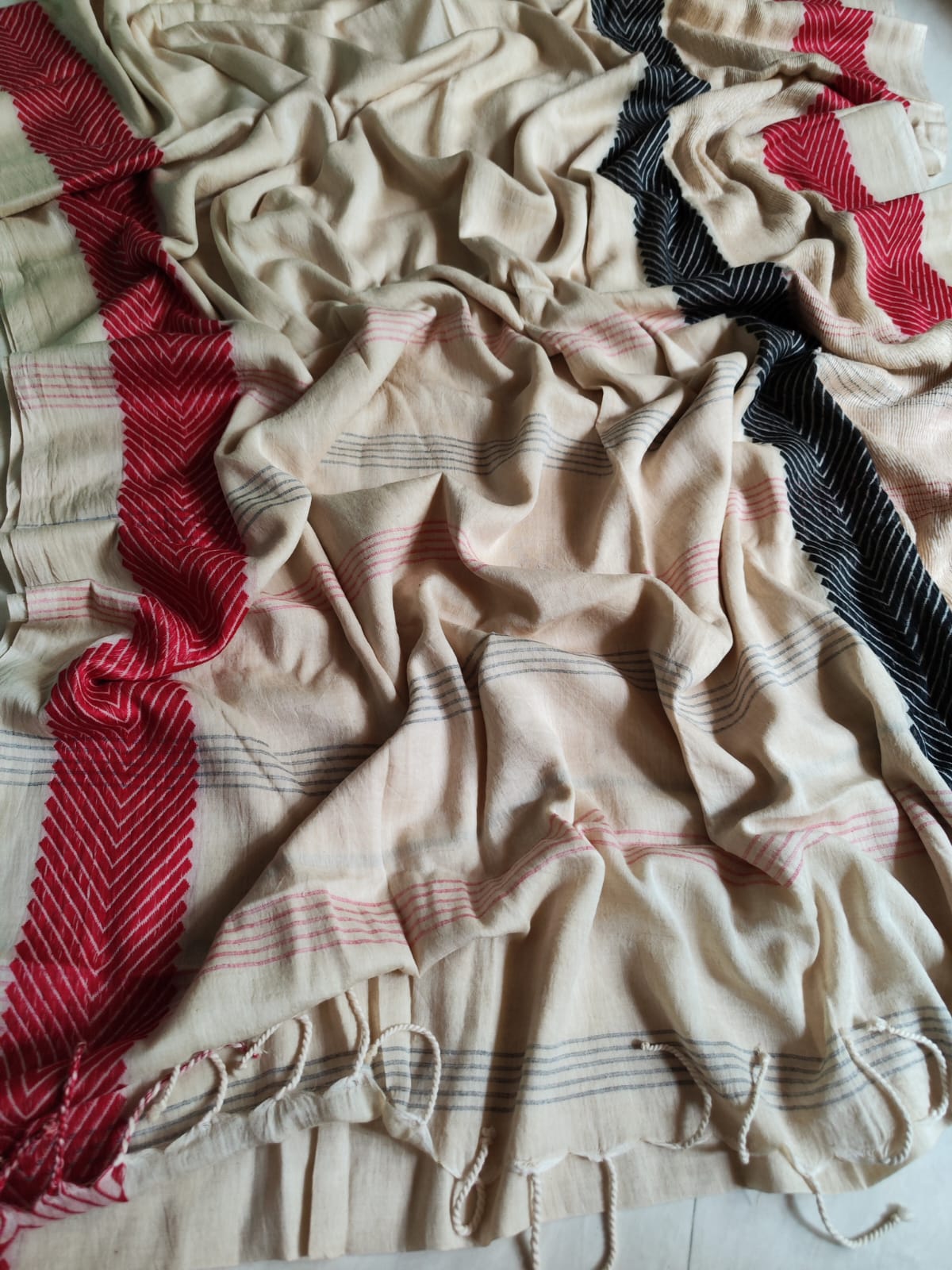 Taranga (Saree)
