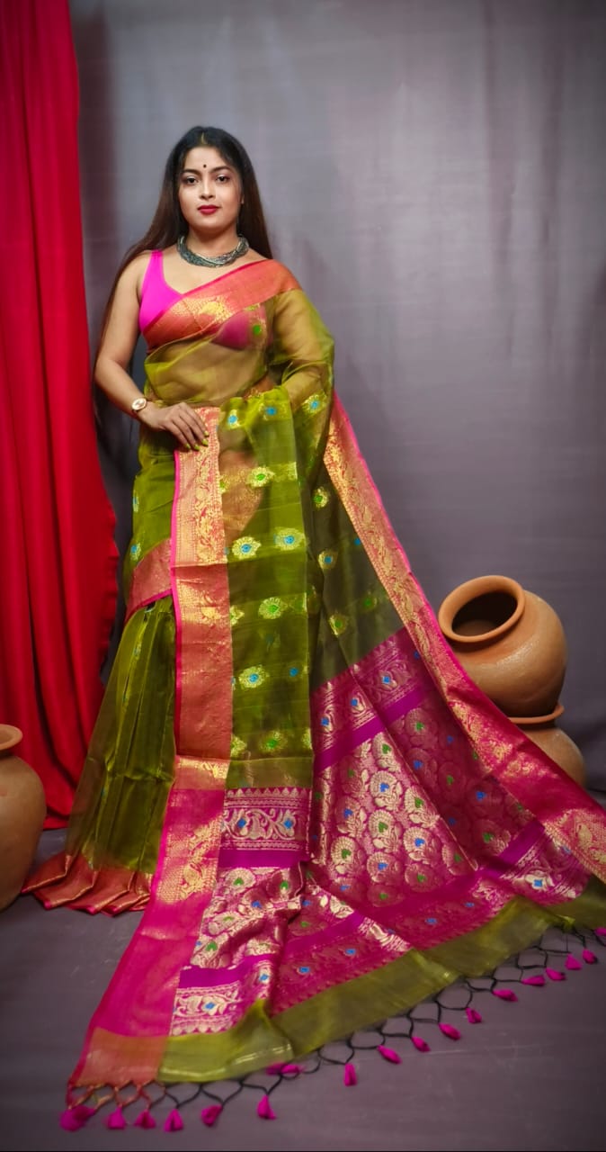 Reshmi Banarasi (Saree)
