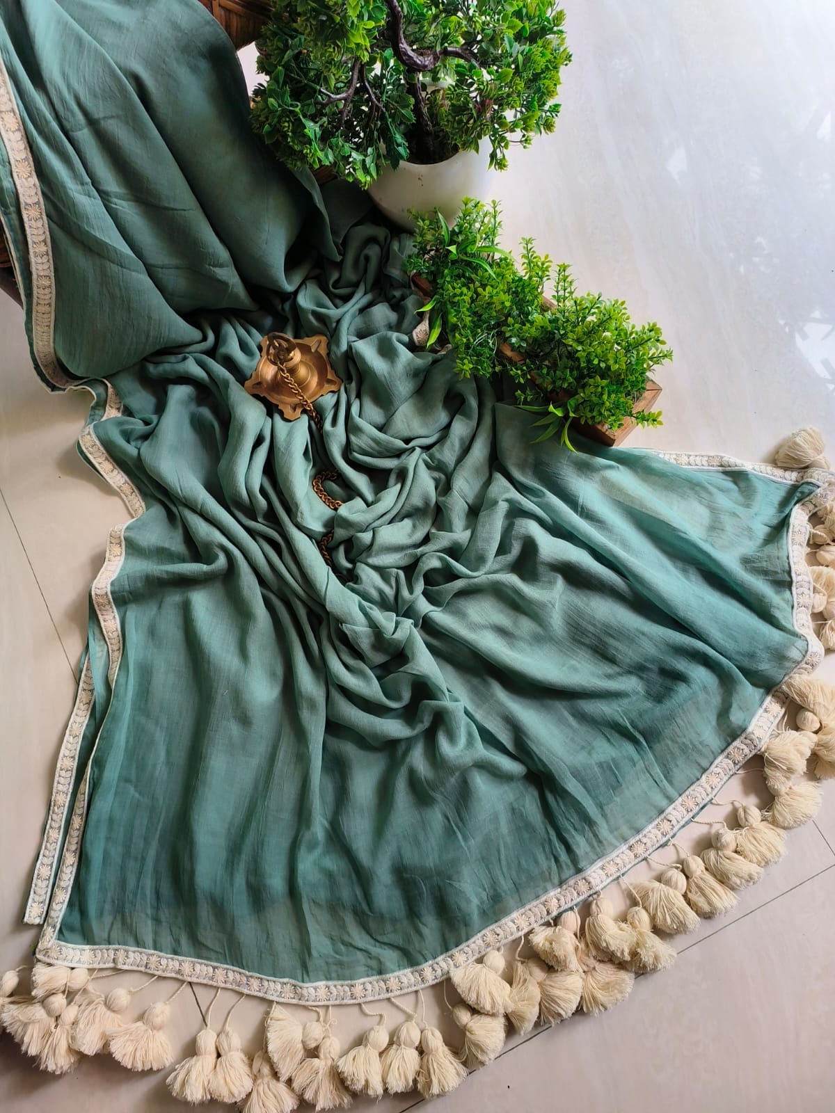 Designer Lace Mul Cotton (Saree)