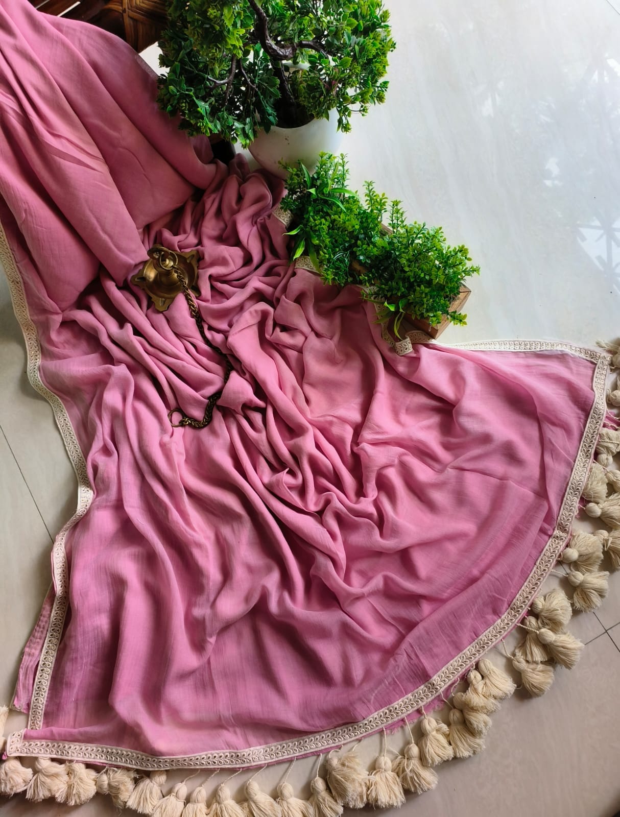 Designer Lace Mul Cotton (Saree)