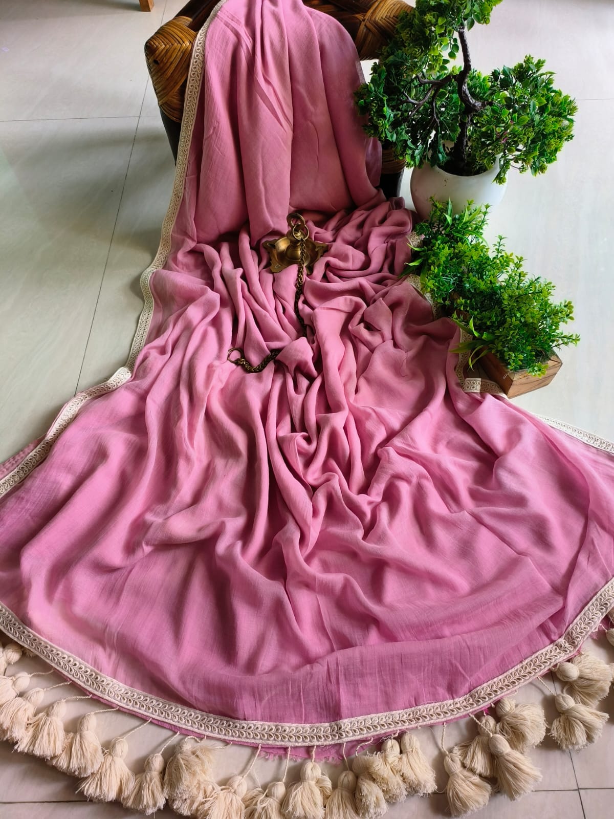 Designer Lace Mul Cotton (Saree)