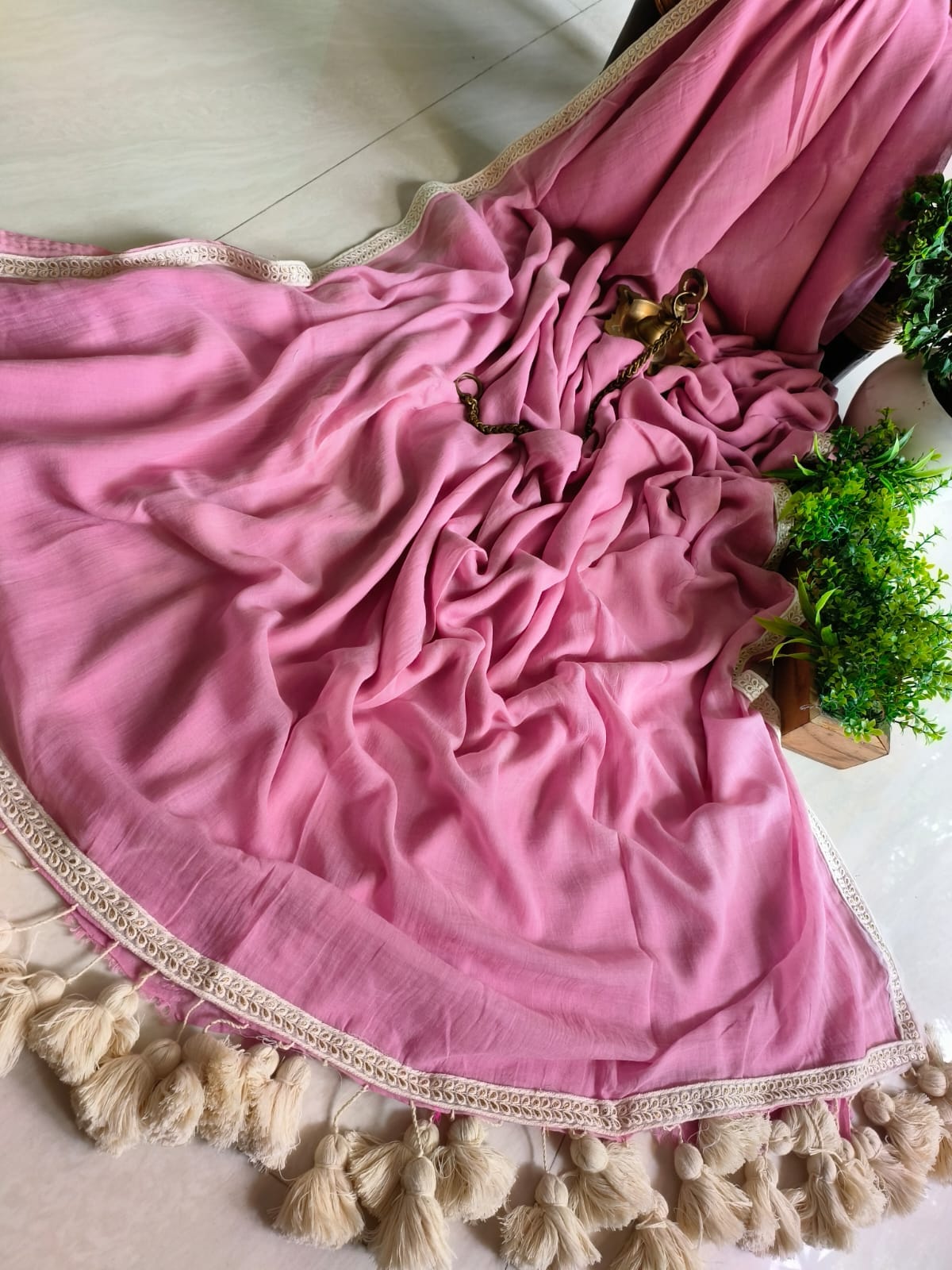 Designer Lace Mul Cotton (Saree)