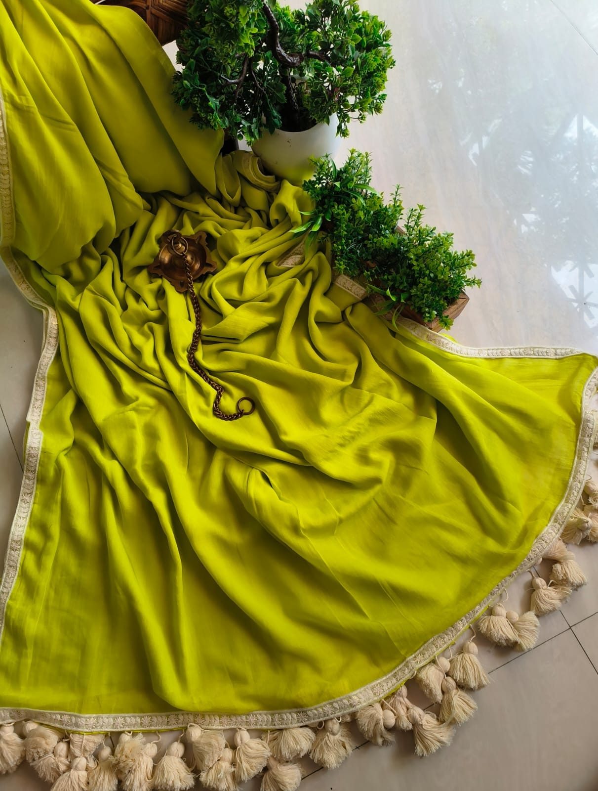 Designer Lace Mul Cotton (Saree)