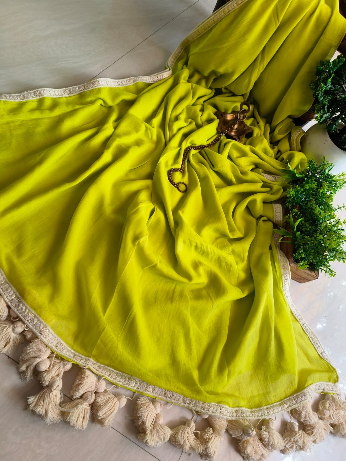 Designer Lace Mul Cotton (Saree)