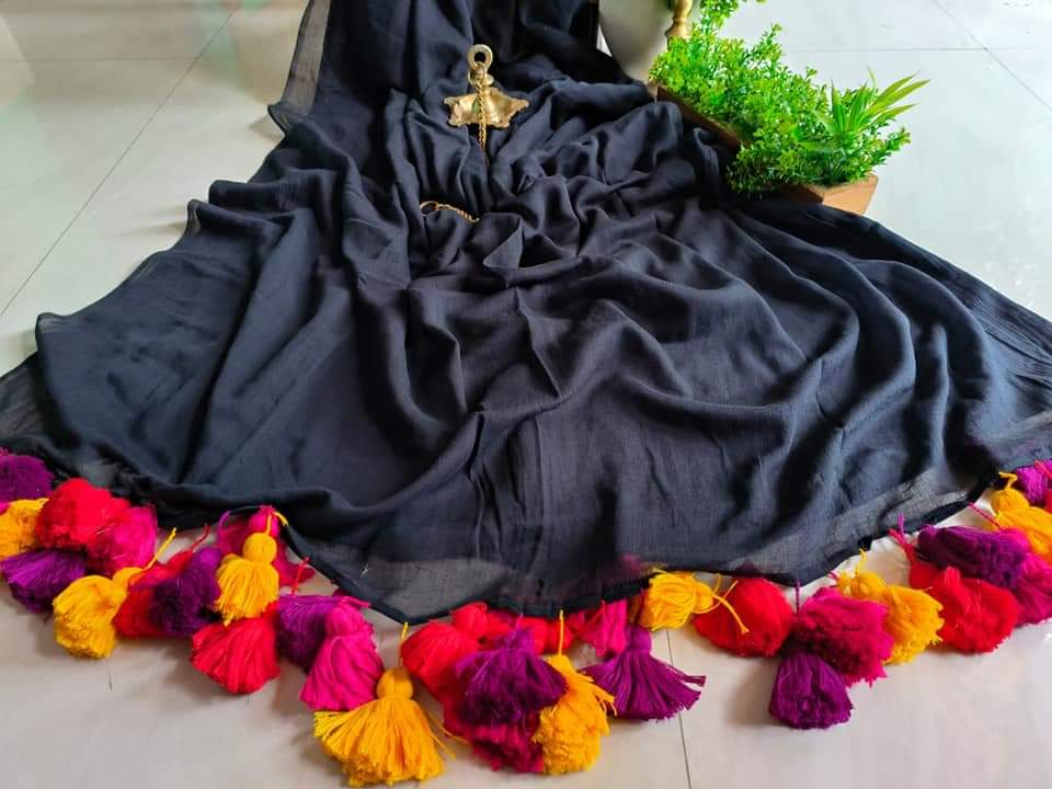 Saadgi Mulmul (Saree)