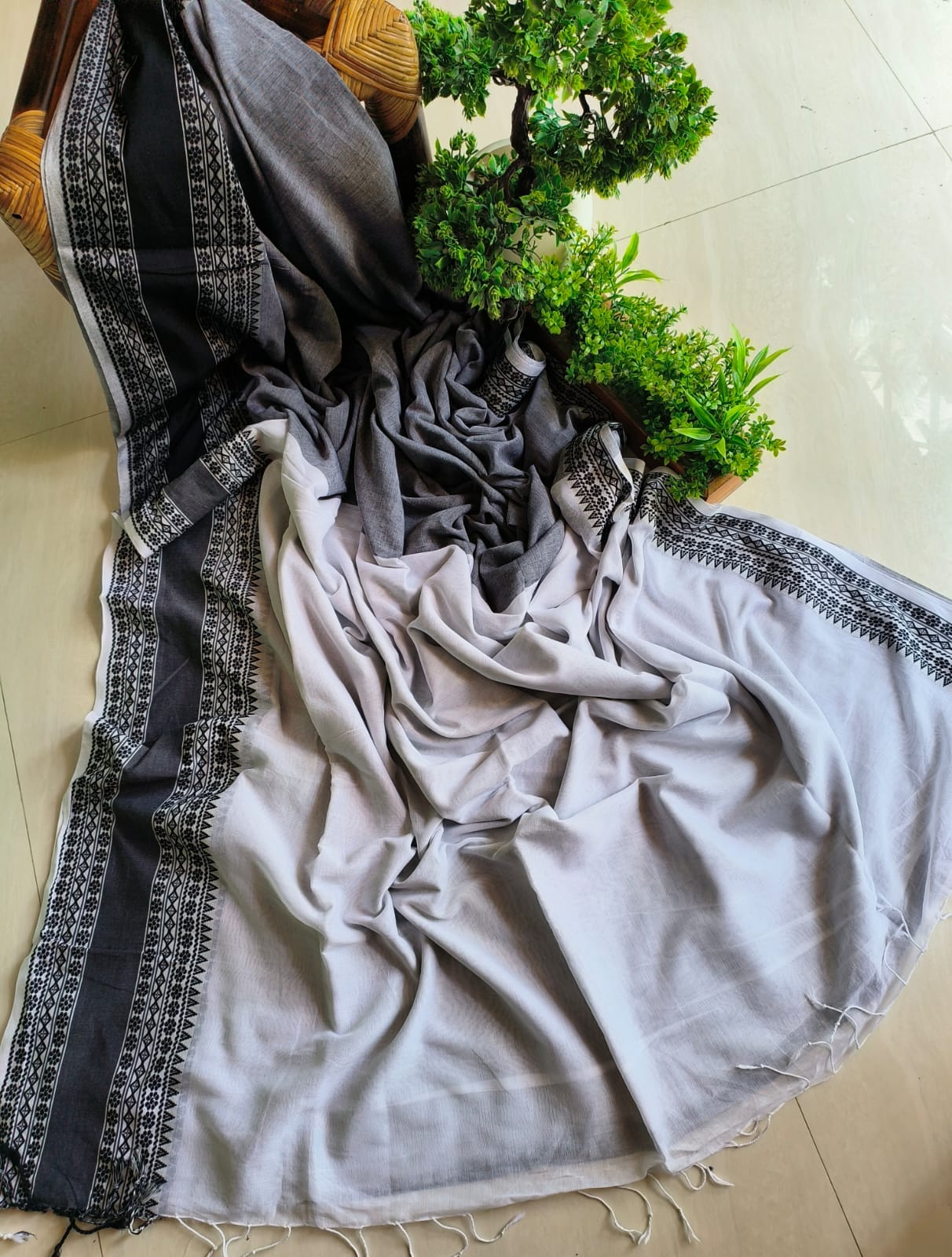 Mini Temple Mulmul Cotton (Saree)