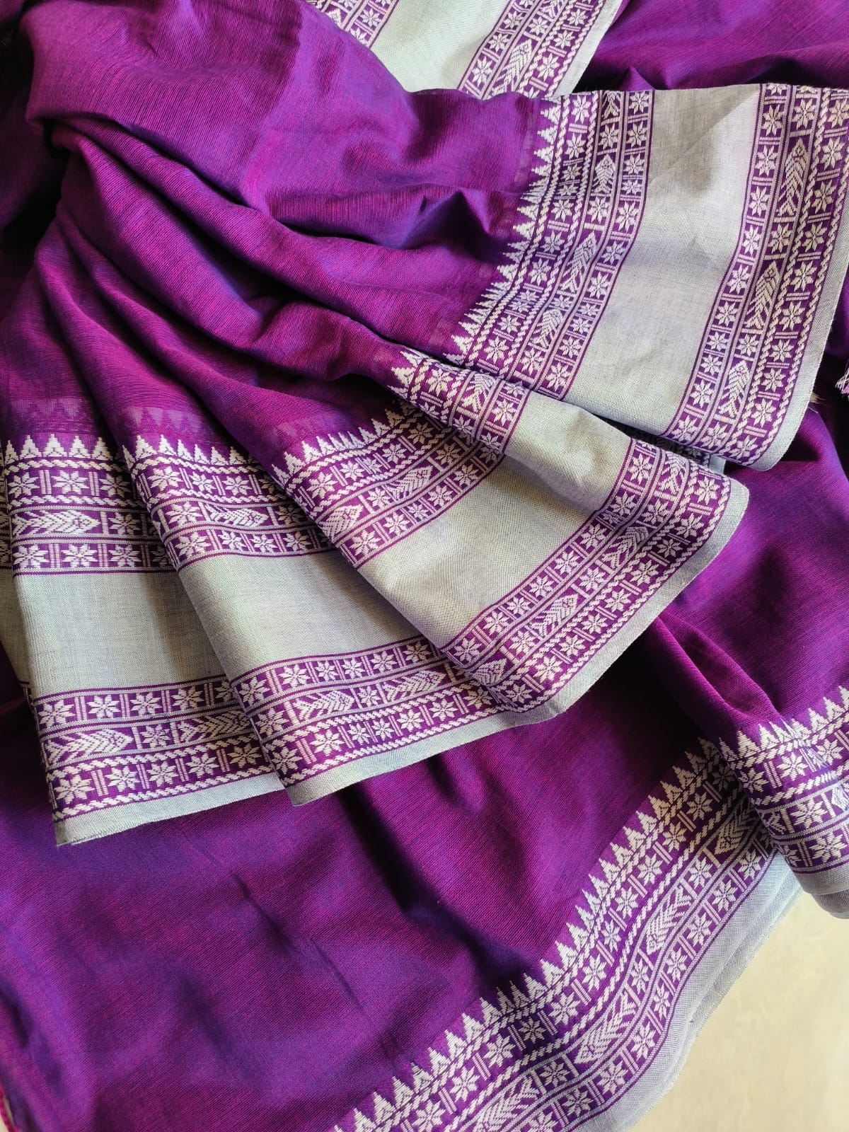 Mini Temple Mulmul Cotton (Saree)