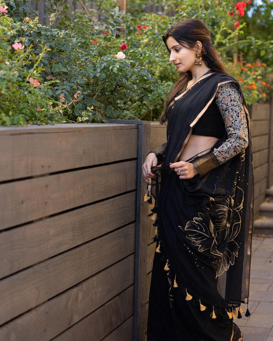 Rosy Black Mulmul (Saree)