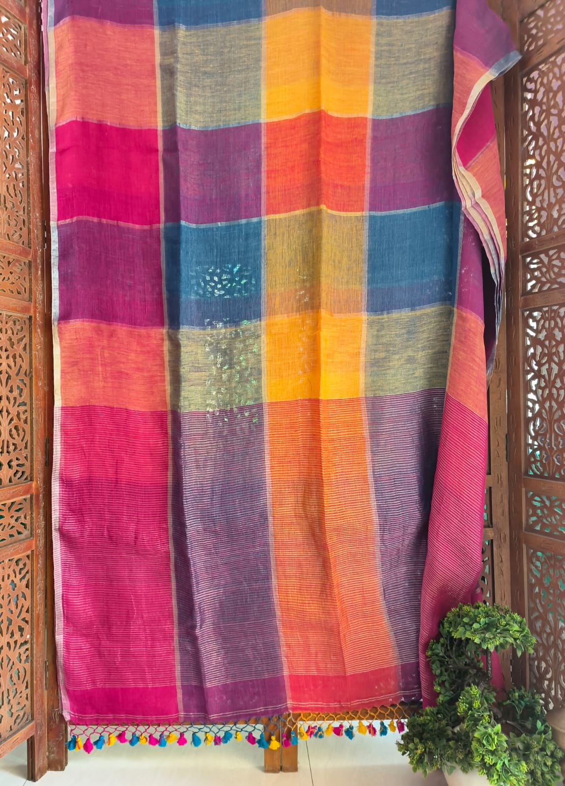 Rainbow Large Checkers Linen (Saree)