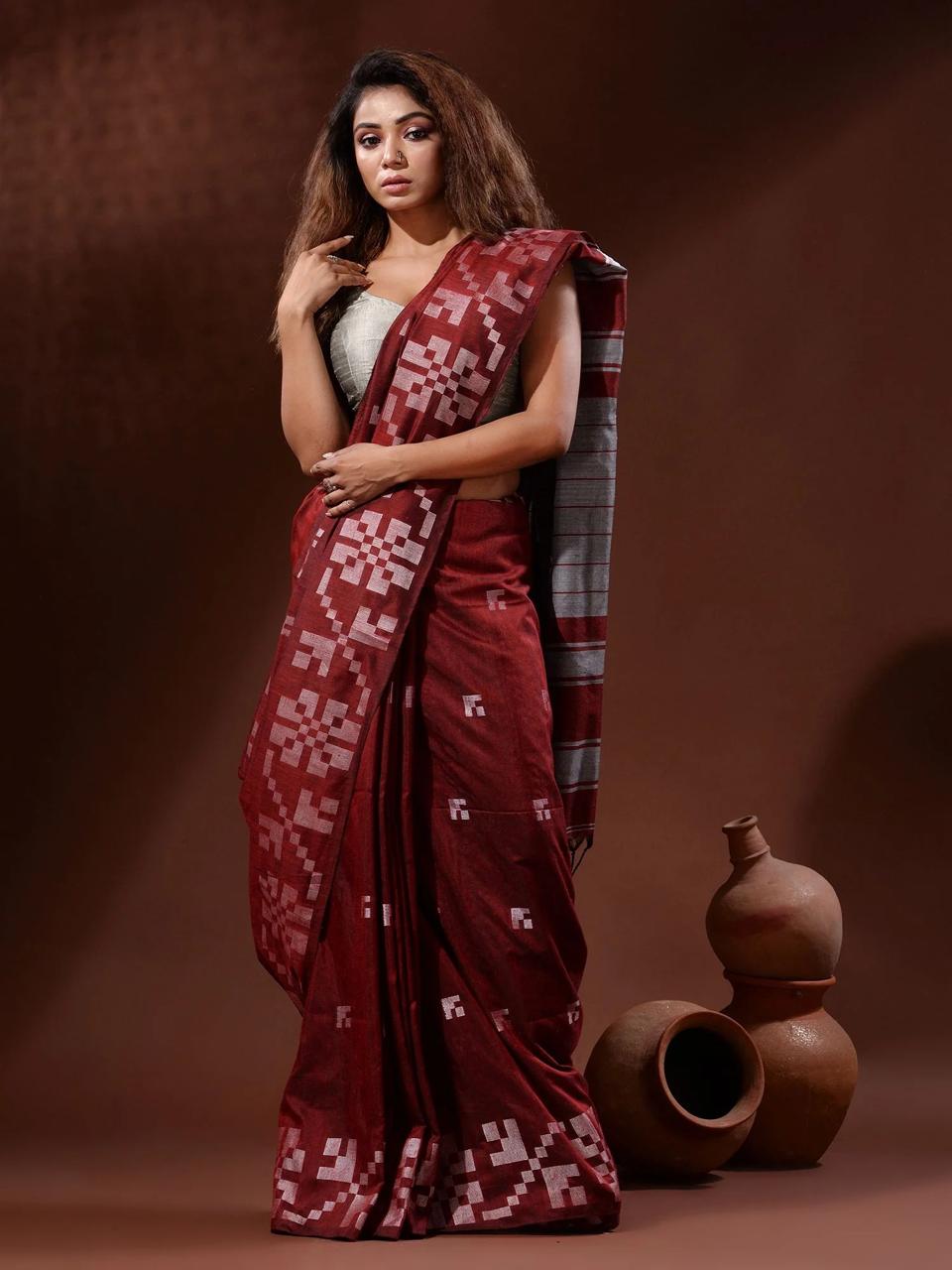 Maadhavi Khadi (Saree)