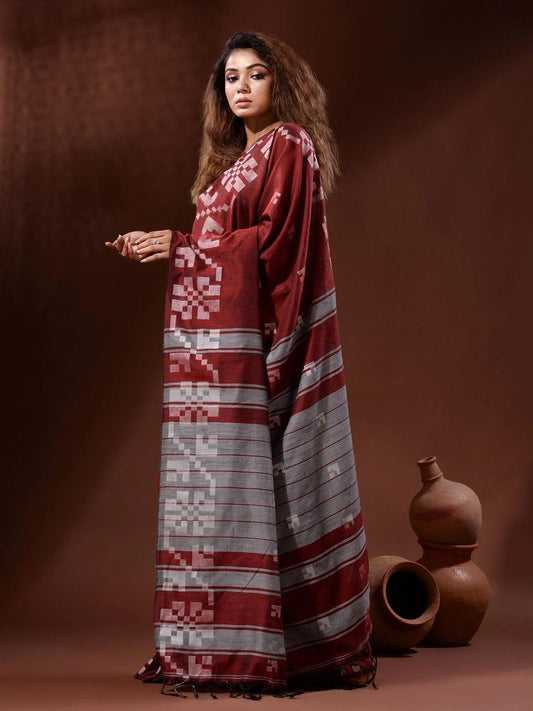 Maadhavi Khadi (Saree)
