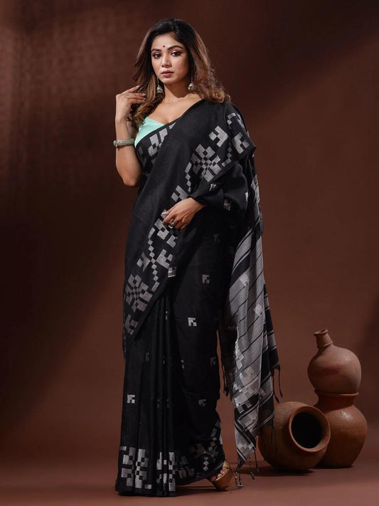 Maadhavi Khadi (Saree)