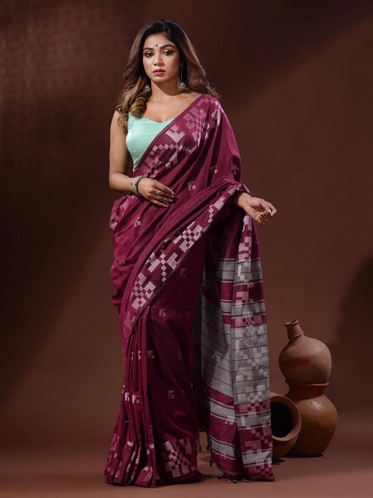 Maadhavi Khadi (Saree)