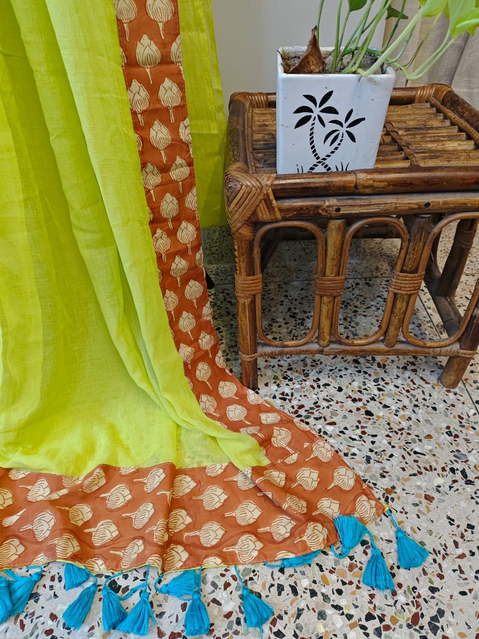 Lotus Border Cotton (Saree)