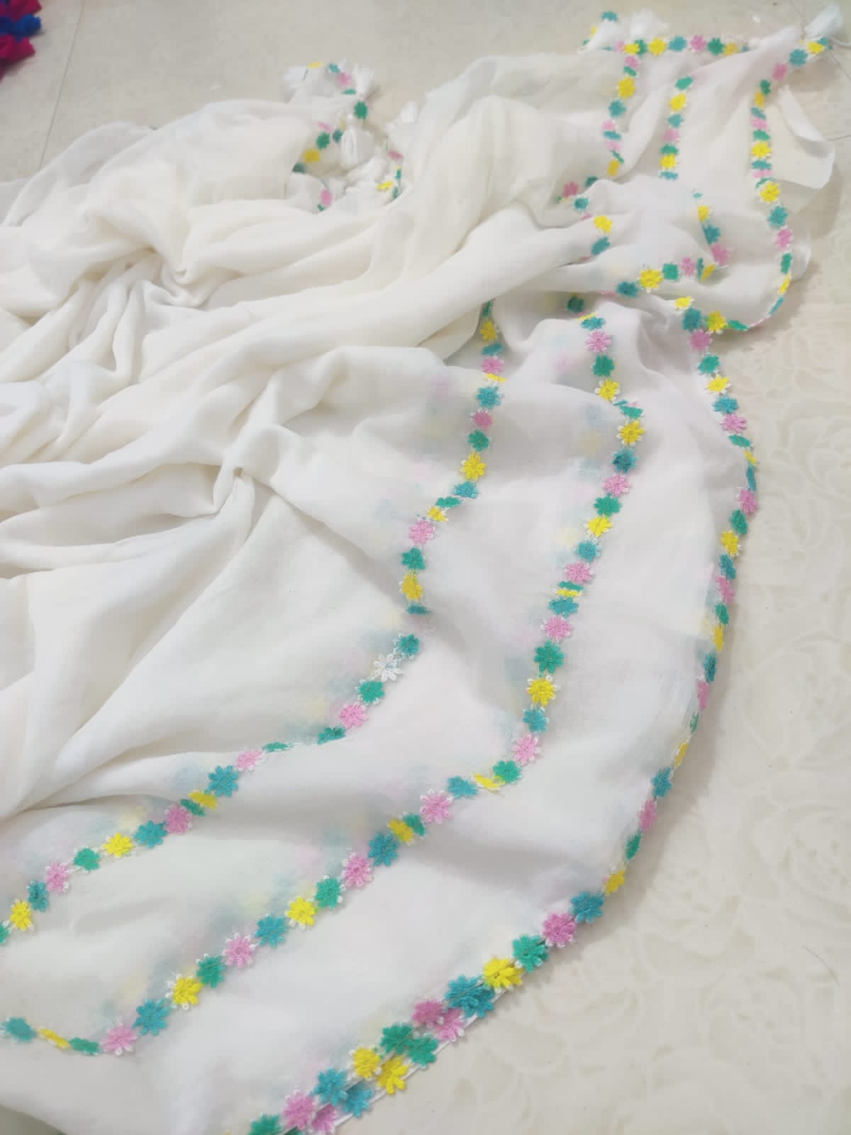 Flower Lace Mulmul (Saree)
