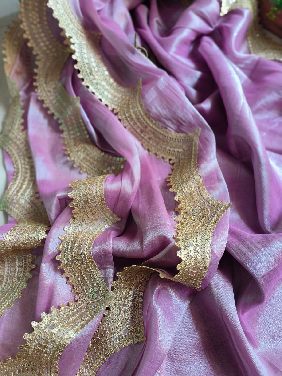 Roohi (Saree)