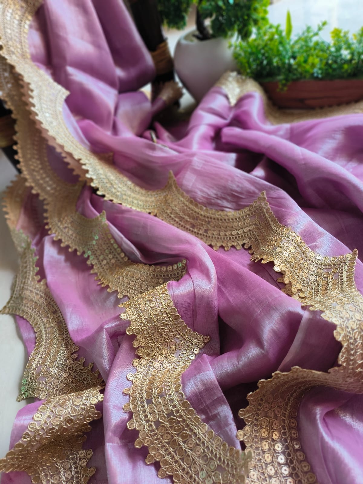 Roohi (Saree)