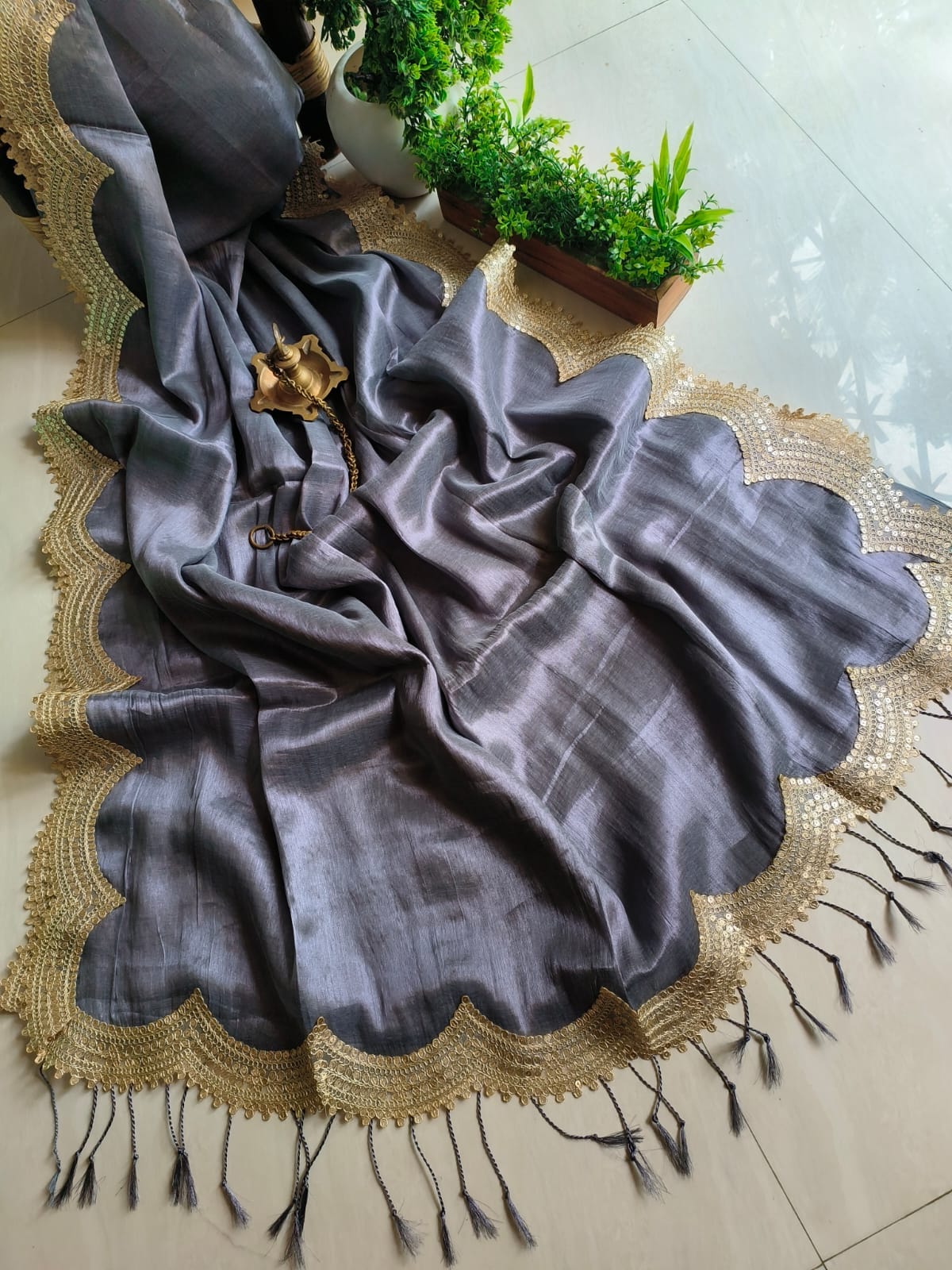 Roohi (Saree)