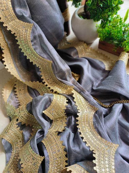 Roohi (Saree)