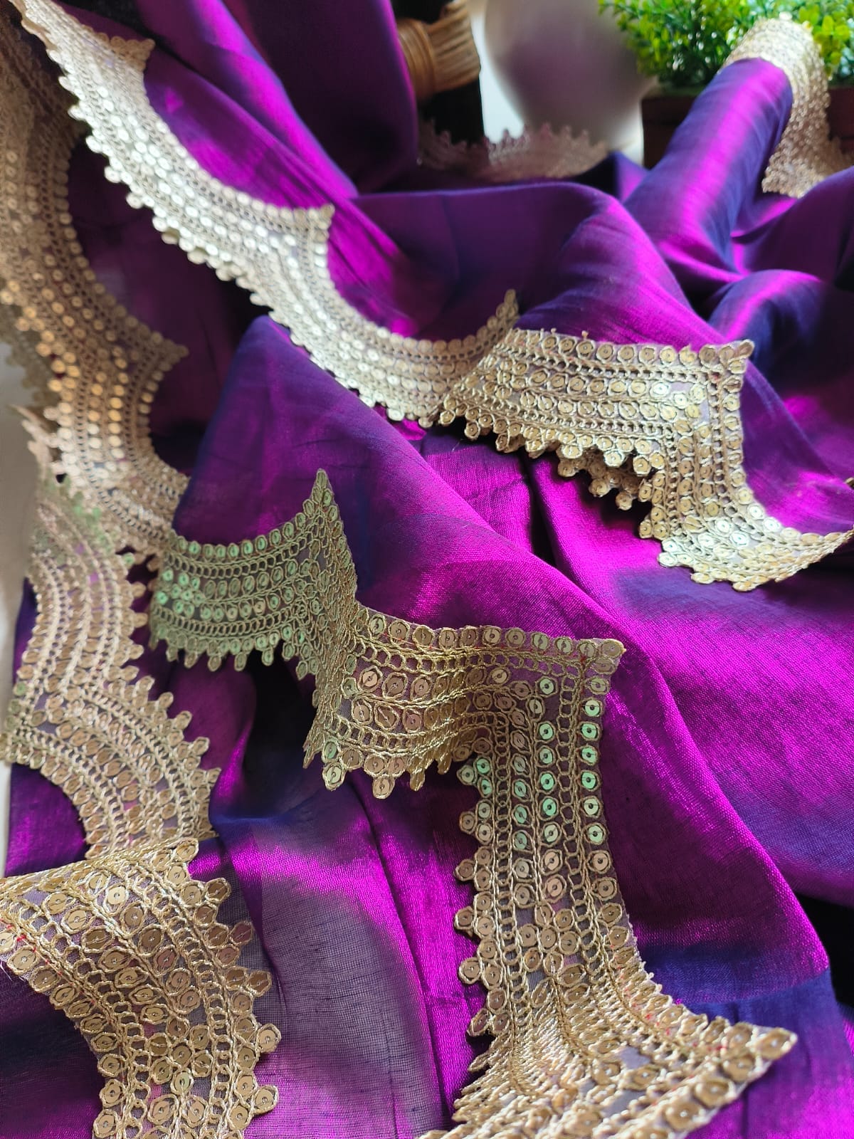 Roohi (Saree)