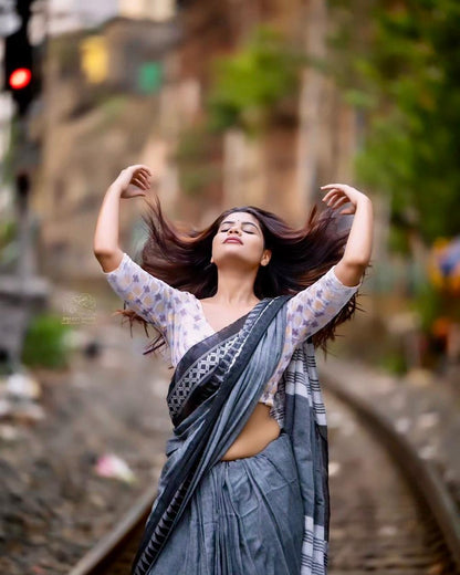 Mountains and Peace (Saree)