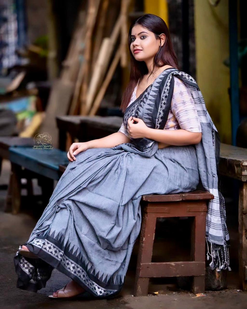 Mountains and Peace (Saree)