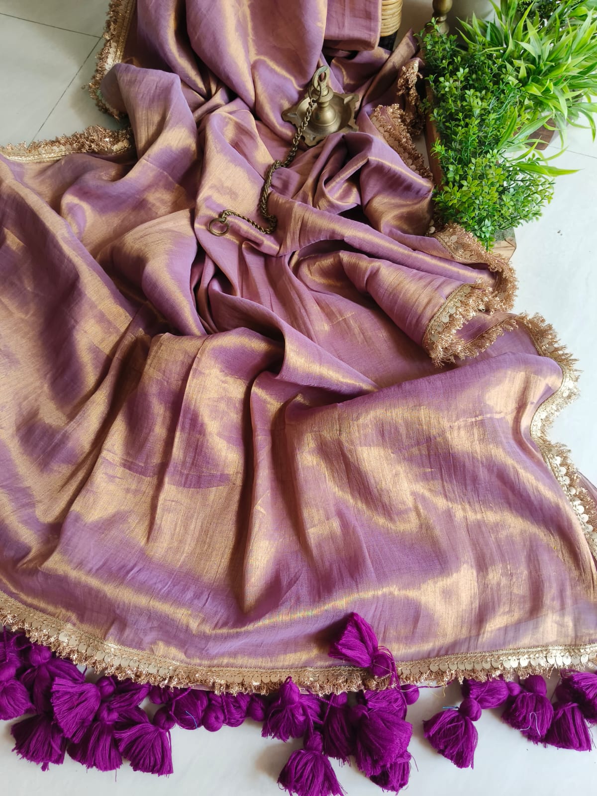 Noor (Saree)