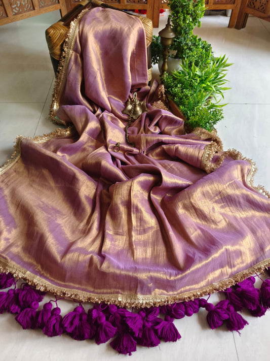 Noor (Saree)
