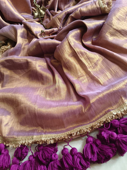 Noor (Saree)