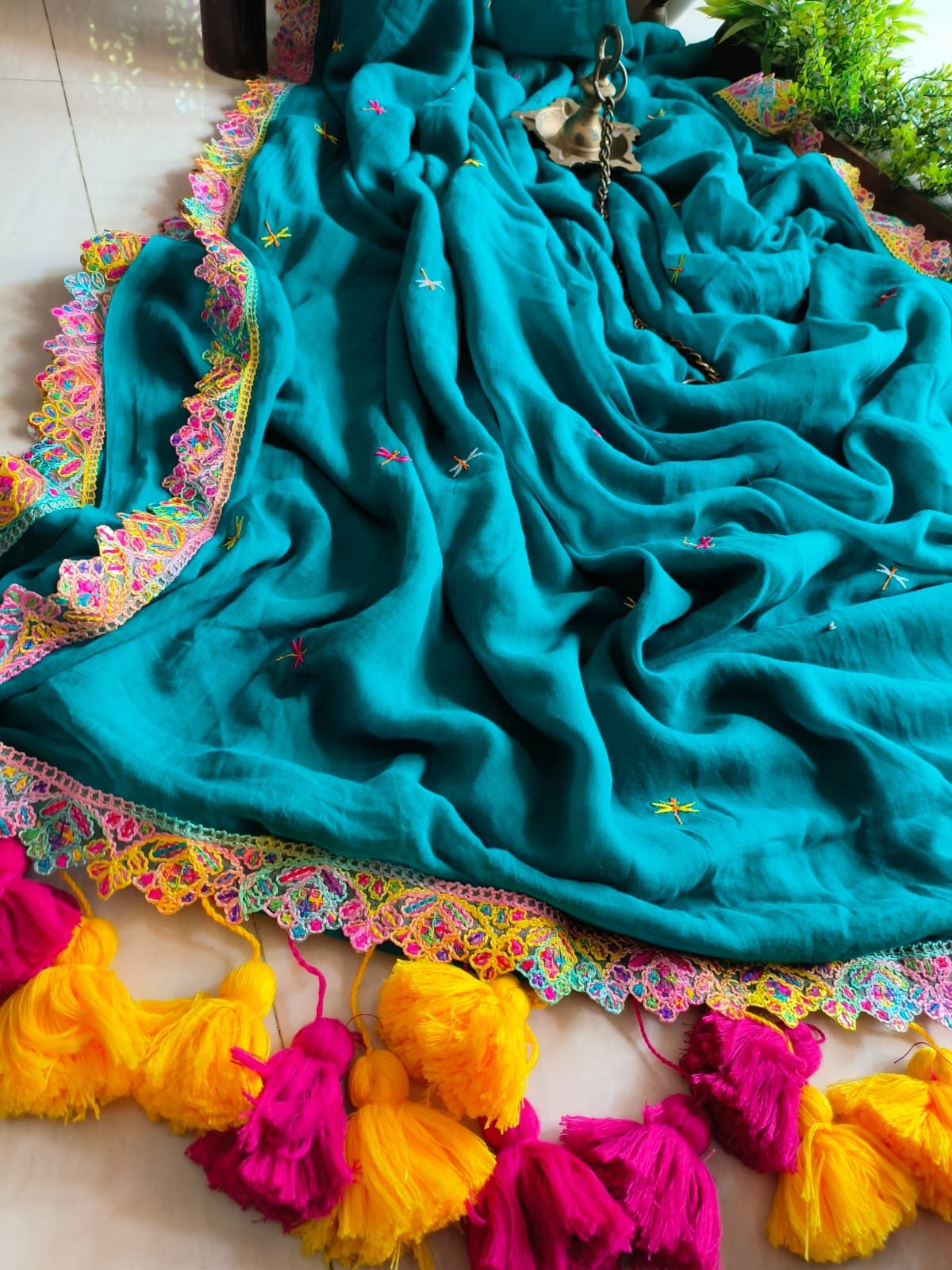Grasshopper Cindrella Tassel (Saree)