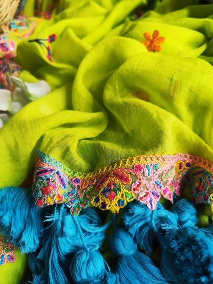 Flower Valley Cindrella Tassel (Saree)