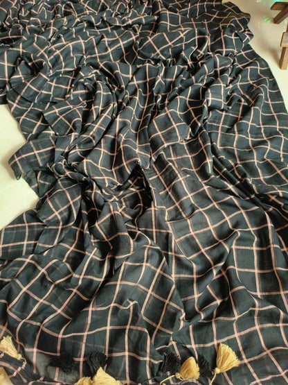 Medium Checkers Mulmul (Saree)