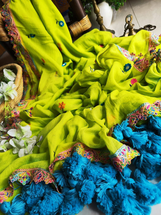 Flower Valley Cindrella Tassel (Saree)